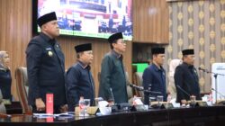 Hadiri Rapat Paripurna DPRD, Plt. Wali Kota Bekasi : “Pembangunan Di Kota Bekasi Tidak Terlepas Dari Peran Legislatif Bersama Pemerintah Daerah