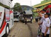 Wali Kota Tri Adhianto Dan Wawali Harris Bobihoe Berangkatkan Peserta Mudik Gratis