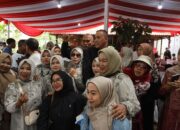Open House Hari Kedua, Warga Dan Relawan Padati Kediaman Wali Kota Bekasi