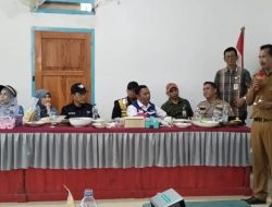 Gubernur Helmi Hasan Serahkan Ambulans & Sembako di Enggano