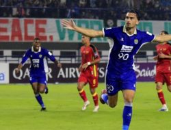 Persis Solo Matangkan Strategi Hadapi Persib Bandung, Target Curi Poin di GBLA