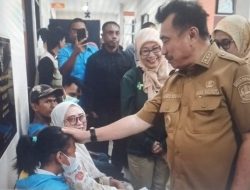 Wawali Bekasi Tinjau Operasi Katarak di RSUD Bantargebang, Dorong Sinergi Kesehatan Sosial